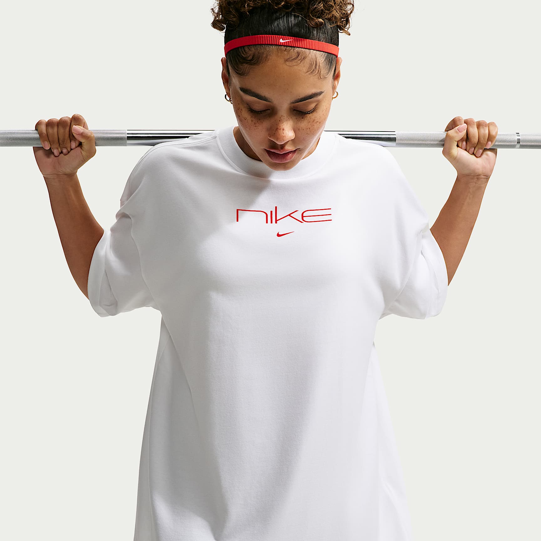 Nike Women's Dri-FIT Oversized T-Shirt. Nike LU